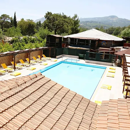 Salinas Wooden Houses 3*