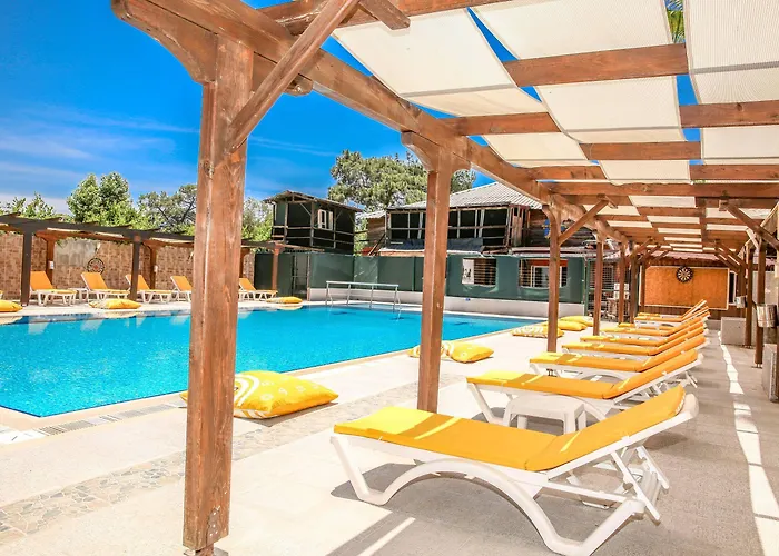 מלון Salinas Wooden Houses אולימפוס